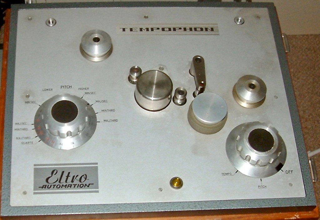 RW01740 